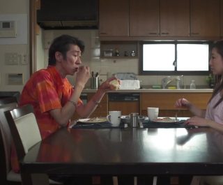 Hiếp vợ gã cùng làm ăn